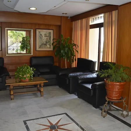 In First Line Apto 6-6 Apartman Marbella