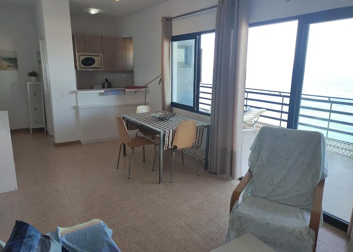 In First Line Apto 6-6 * Marbella